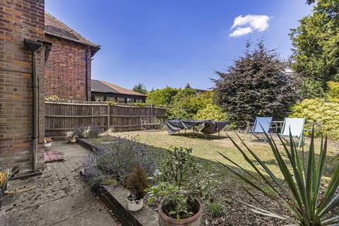 undefined, St Peters Close, St Albans, AL1