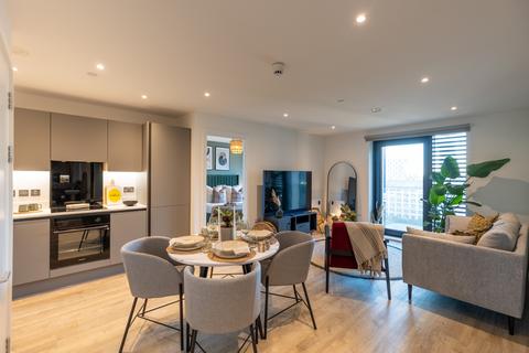 2 bedroom flat to rent, Flat 1702, Pall Mall Press, 34 Pall Mall