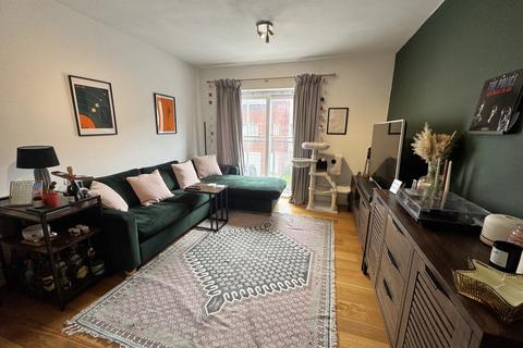 2 bedroom apartment for sale, Georgia Avenue, Didsbury