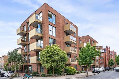 1 bedroom flat for sale, Edmund Street, London, SE5