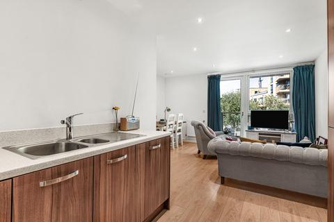 1 bedroom flat for sale, Edmund Street, London, SE5
