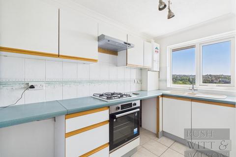 2 bedroom flat for sale, Harley Shute Road, St Leonards-On-Sea