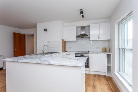 14 Hanover Place, London, E3 4QD