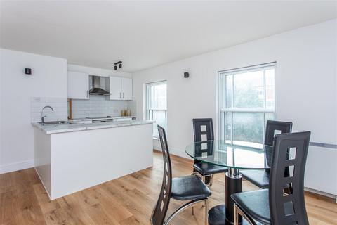 14 Hanover Place, London, E3 4QD
