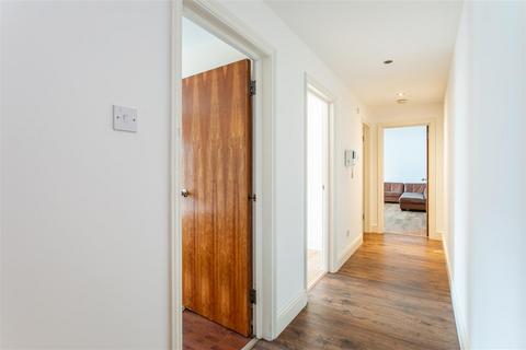14 Hanover Place, London, E3 4QD