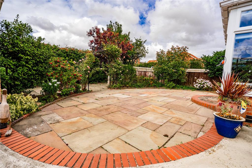 Garden (3)