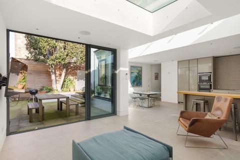 141 Dalling Road, London, W6 0ET