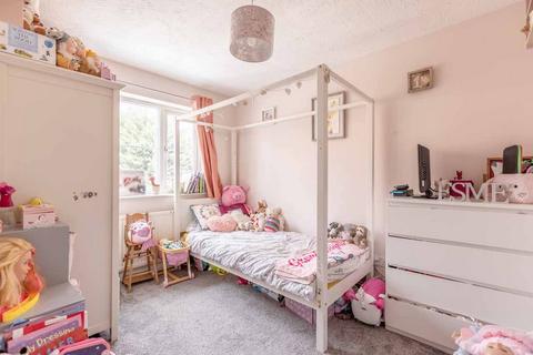 51 Martindale, Iver, SL0 0HY