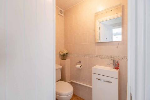 51 Martindale, Iver, SL0 0HY