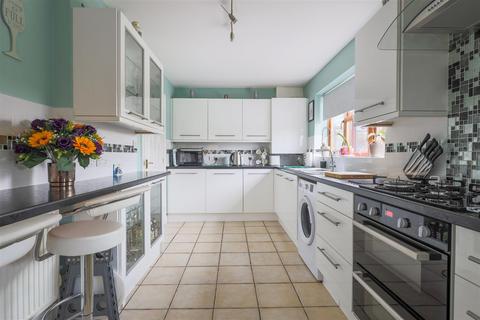 1 Glebe Gardens, Cheadle, Stoke-on-trent, ST10 1YW