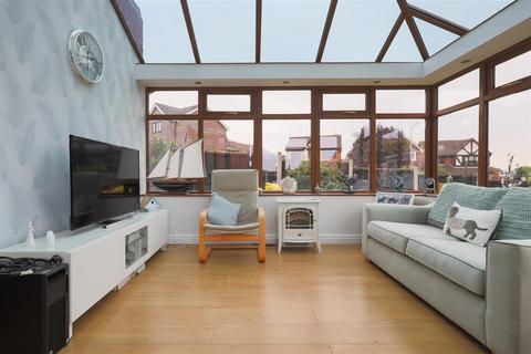1 Glebe Gardens, Cheadle, Stoke-on-trent, ST10 1YW