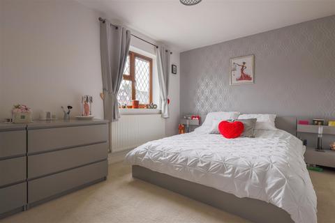 1 Glebe Gardens, Cheadle, Stoke-on-trent, ST10 1YW