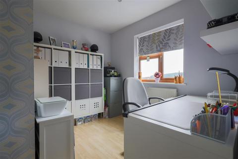 1 Glebe Gardens, Cheadle, Stoke-on-trent, ST10 1YW