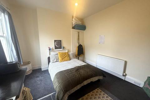 Studio to rent, Osmond Road, Hove, East Sussex