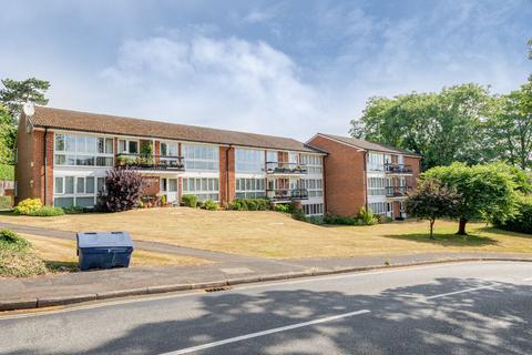 2 bedroom flat for sale, Park Road, Park Court Park Road, SO23