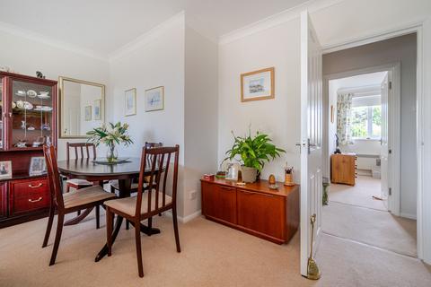 2 bedroom flat for sale, Park Road, Park Court Park Road, SO23