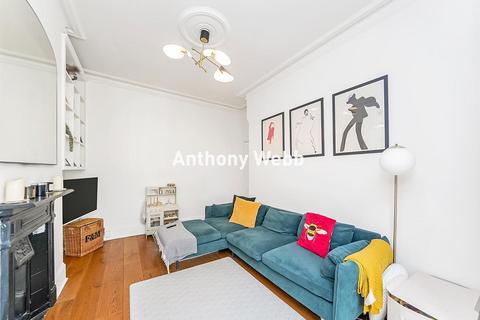 2 bedroom flat for sale, Meadowcroft Road, Palmers Green, N13