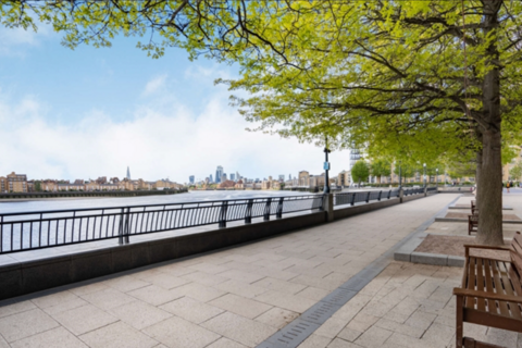 1 bedroom apartment to rent, Westferry Circus, London E14