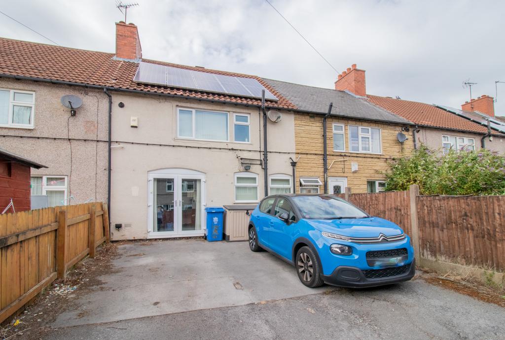 Three bedroom terraced house for sale