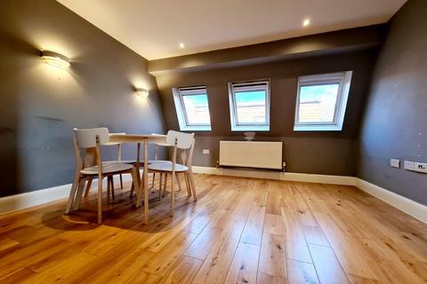 1 bedroom flat to rent, Station Lane, Hornchurch