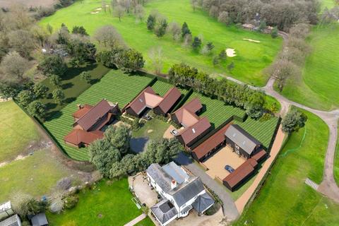 5 bedroom detached house for sale, Moulsham Green View, Moulsham Thrift, Chelmsford, CM2