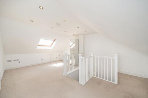 55 Norcutt Road, Twickenham, TW2 6SR