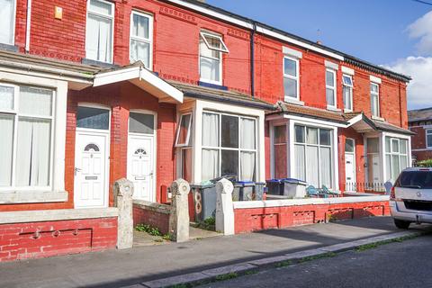 Boothroyden, Blackpool FY1