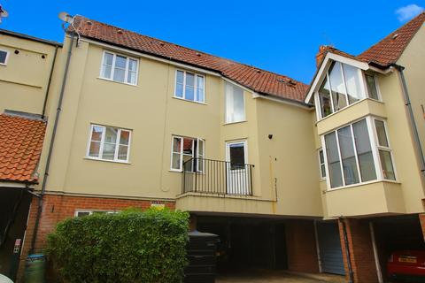undefined, Betts Court