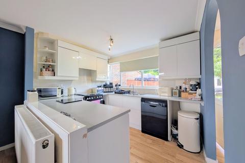 undefined, Denham Close, Milton Keynes MK3