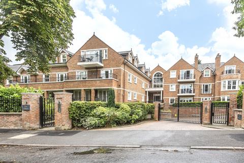 Gower Road, Weybridge, KT13
