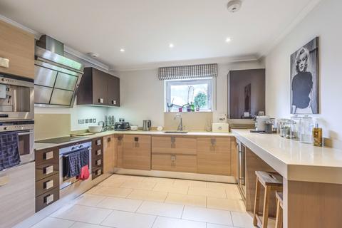 undefined, Gower Road, Weybridge, KT13