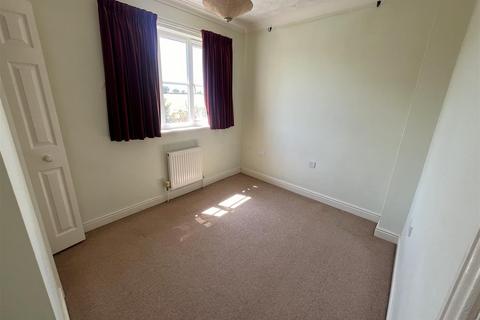 62 Cranes Meadow, Harleston, IP20 9BY