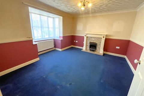 62 Cranes Meadow, Harleston, IP20 9BY