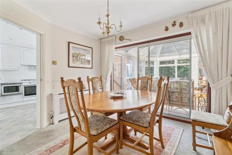 3 bedroom semi-detached house for sale, Woodhurst Drive, Denham