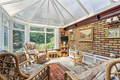 3 bedroom semi-detached house for sale, Woodhurst Drive, Denham