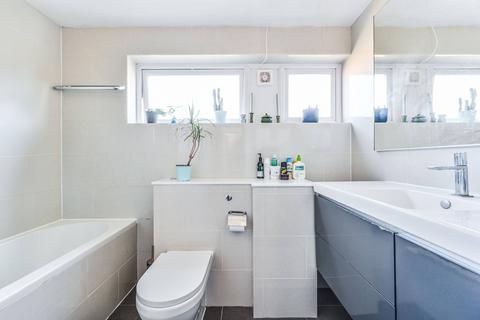 13 Radcliffe Path, London, SW8 3AX