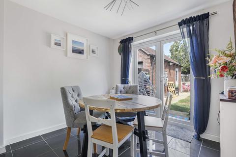 undefined, Kempton Close, Bicester, OX26