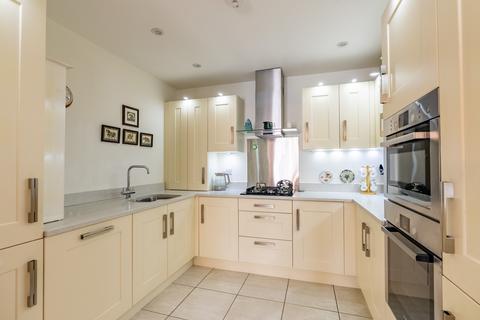 2 bedroom apartment for sale, Wordsworth Close, St. Albans AL3