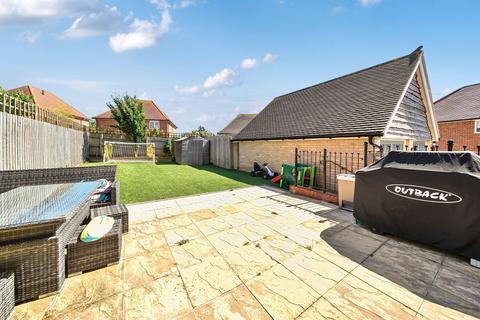 undefined, Broomfield Way, Essex CM7