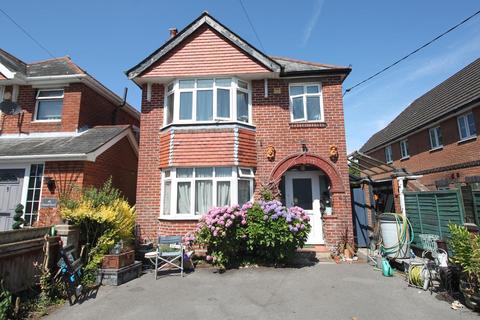 3 bedroom detached house for sale, Pound Road, Bursledon, Southampton