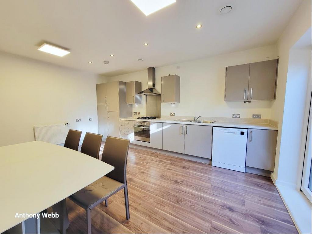 Kitchen diner