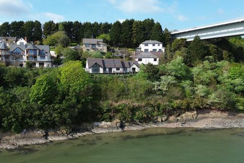 undefined, Burton Ferry, Milford Haven SA73