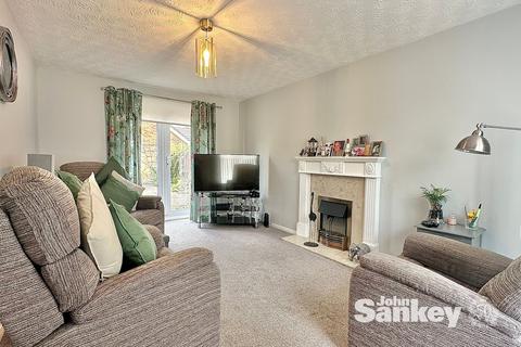 3 bedroom detached house for sale, Felton Avenue, Mansfield Woodhouse, NG19