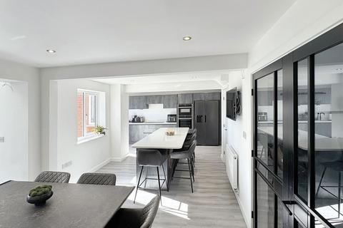 4 bedroom detached house for sale, Finsbury Park, Farnworth, Widnes