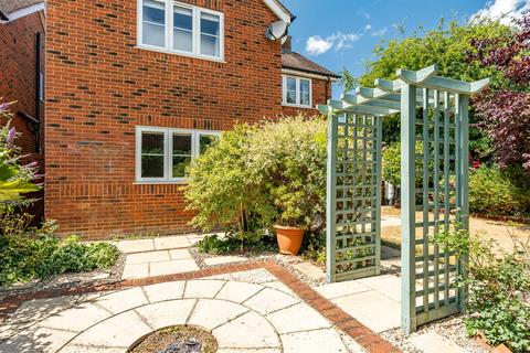 1 The Grove, Stevenage, SG2 9BS