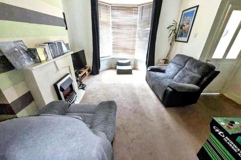 2 bedroom terraced house for sale, Holder Street, Redcar, North Yorkshire, TS10 2AB