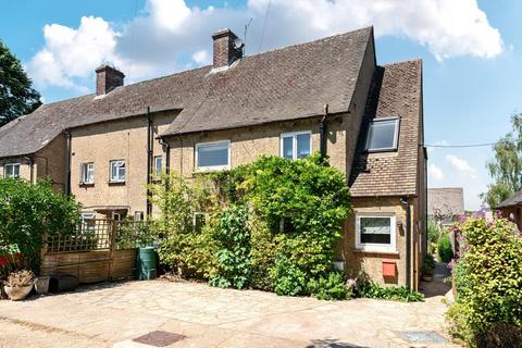 Charlbury,  Oxfordshire,  OX7