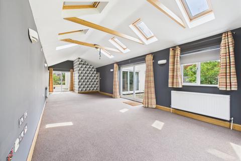 4 bedroom detached house for sale, Hardingstone Lane, Hardingstone, NN4 6DE