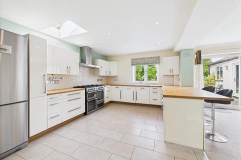 4 bedroom detached house for sale, Hardingstone Lane, Hardingstone, NN4 6DE