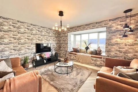 4 bedroom detached house for sale, Hayfield Road, High Peak SK22